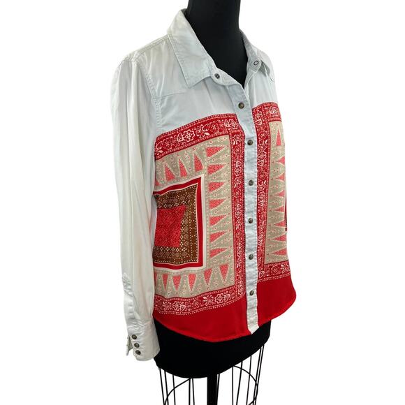 LUCKY BRAND White Red Dixie Scarf Print Chambray Pearl Snap Shirt Western Top L - Picture 1 of 7